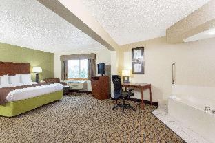 Americinn By Wyndham Sheboygan Room photo