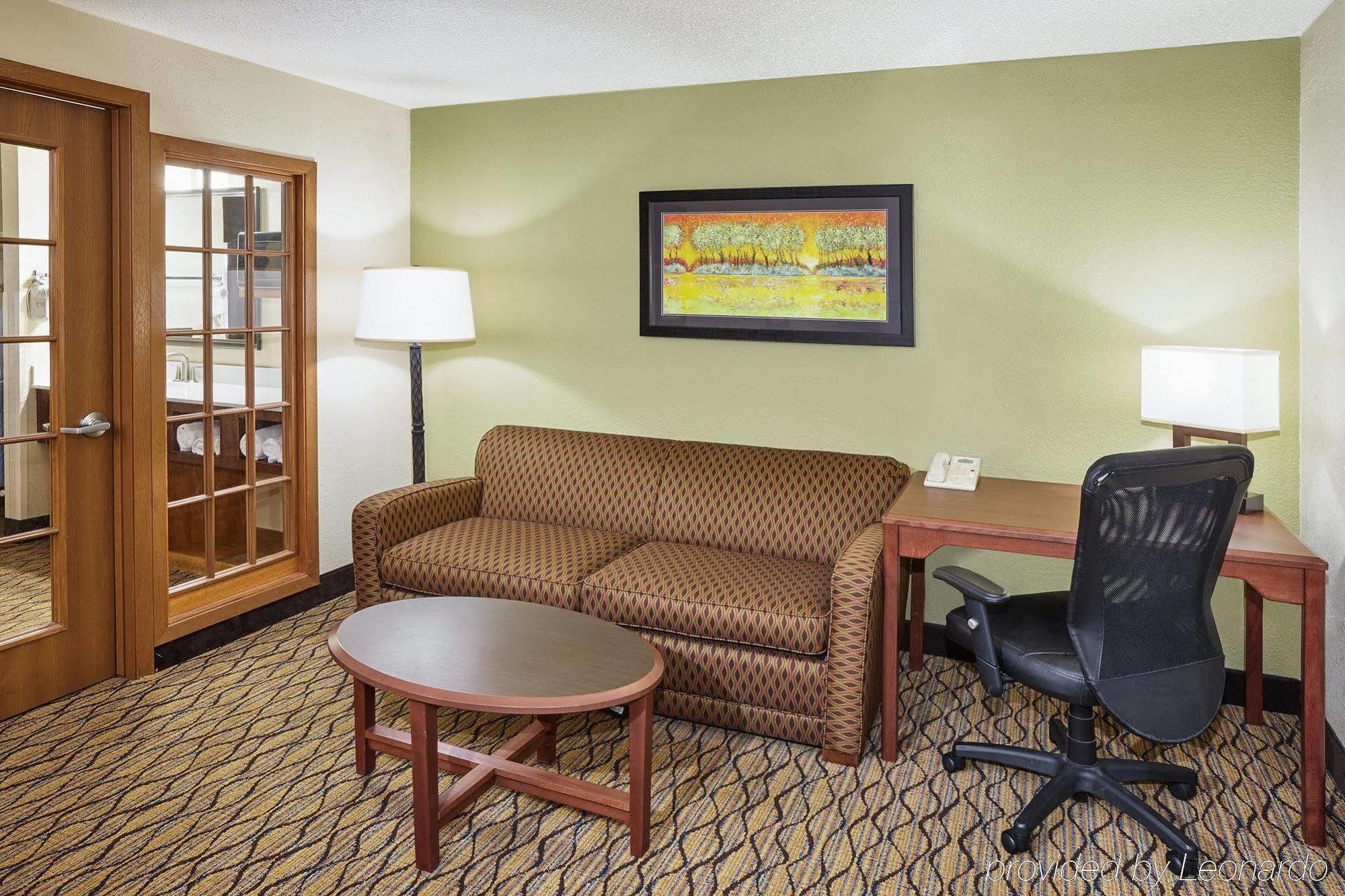 Americinn By Wyndham Sheboygan Exterior photo
